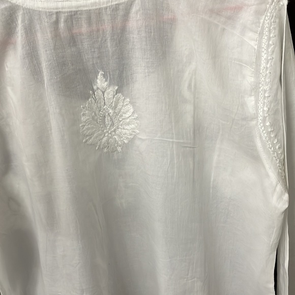 New Hand-embroidered Lucknowi chikankari kurti | 100%cotton - Picture 8 of 11